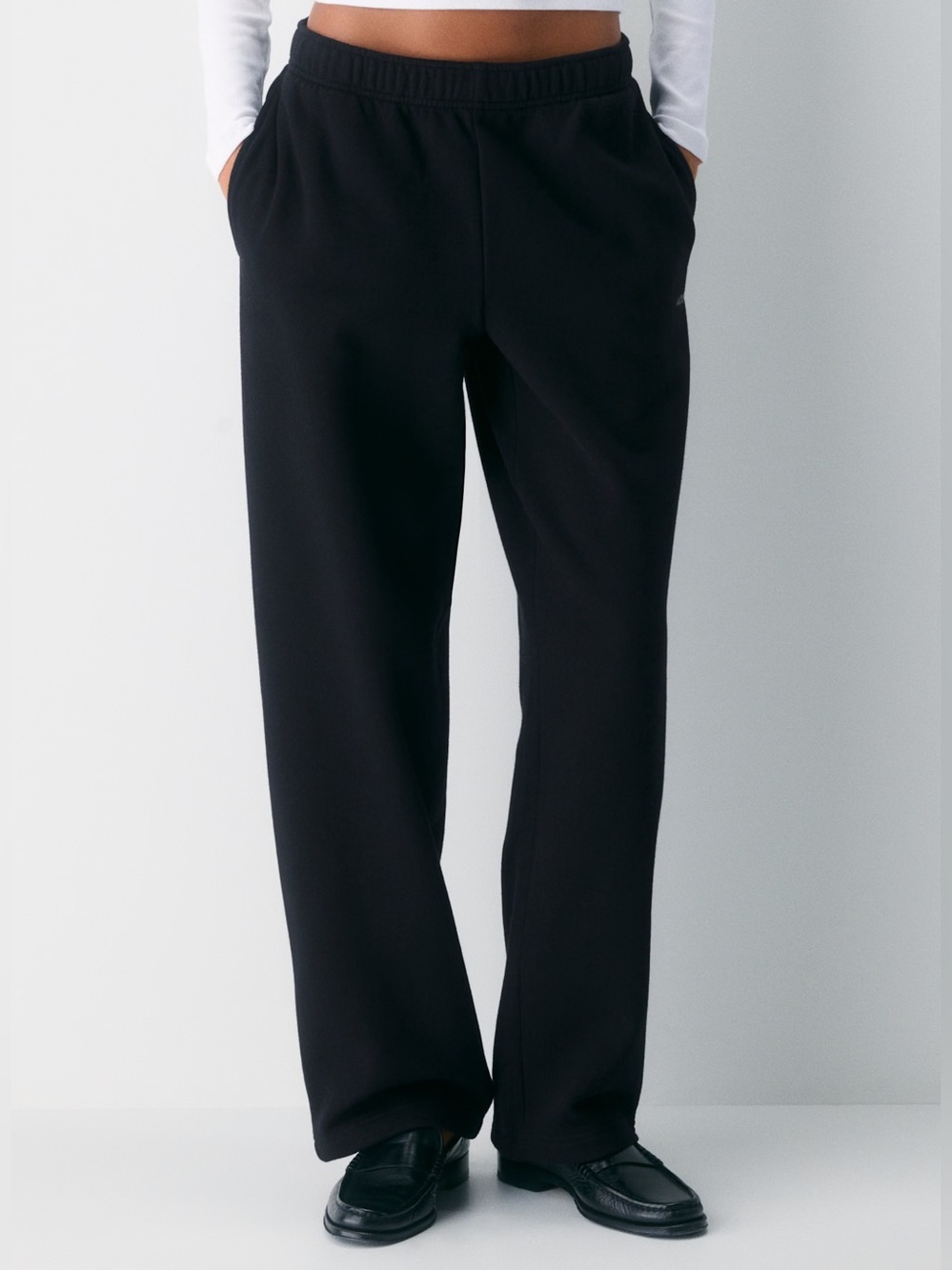 Aritzia Cozy Sweatfleece Mega Straight Sweatpant Black Lounge Active Women’s XS